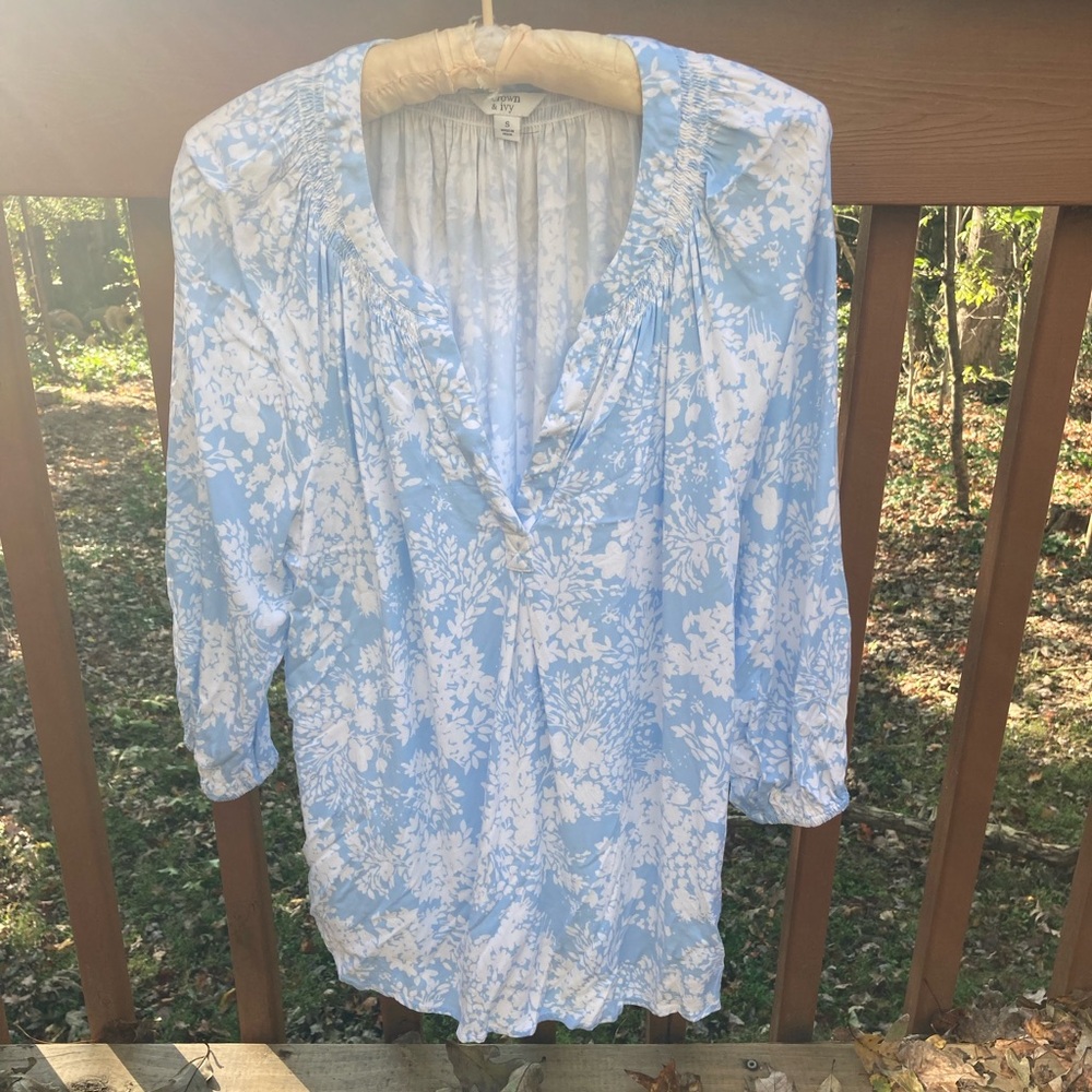 Crown & Ivy light blue floral blouse